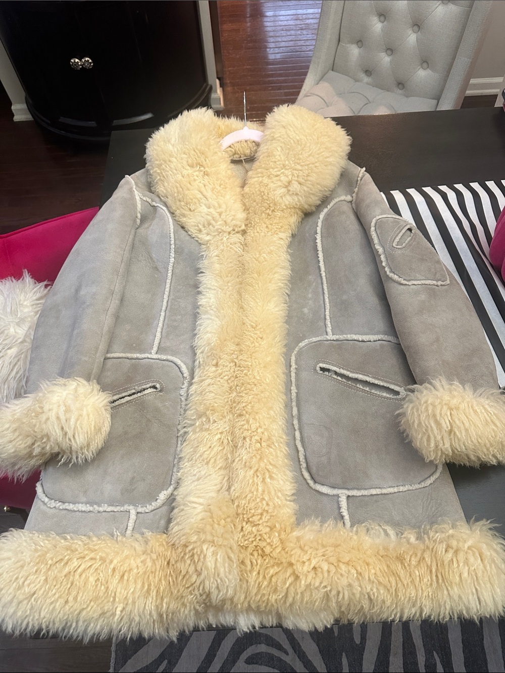100% Gray Suede Shearling Coat with Cream Fur Trim and zipper. Vintage.